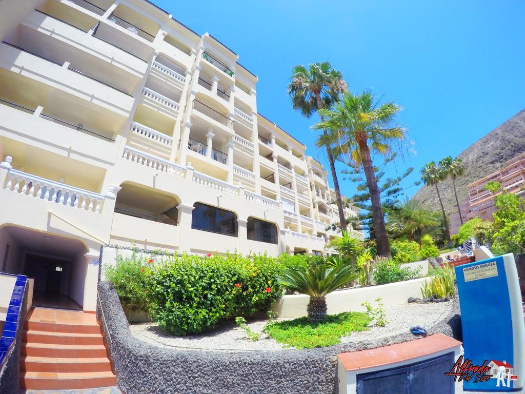 Castle Harbour Aparthotel Los Cristianos  Kültér fotó