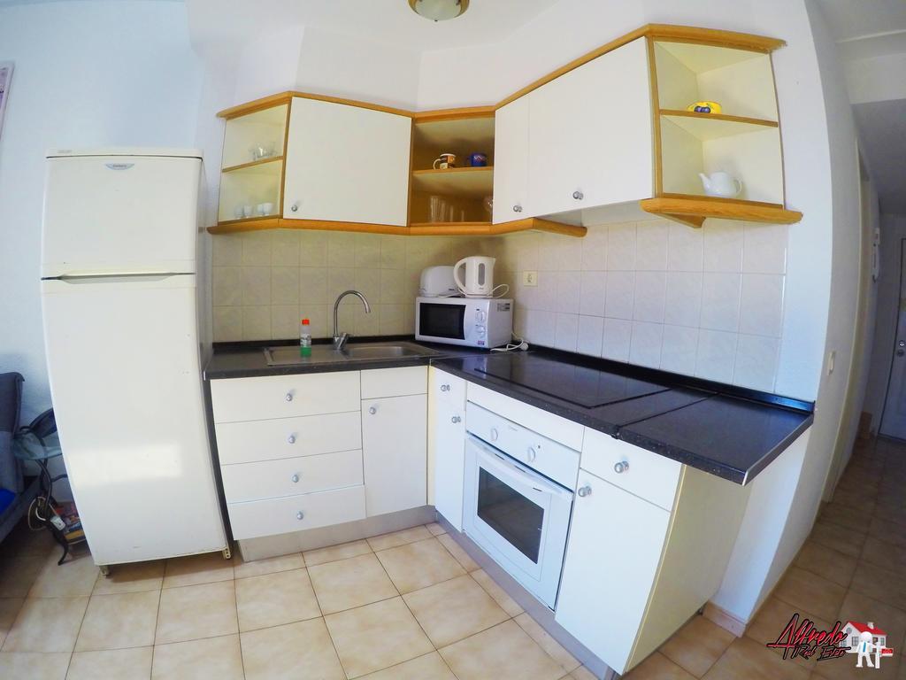 Castle Harbour Aparthotel Los Cristianos  Kültér fotó