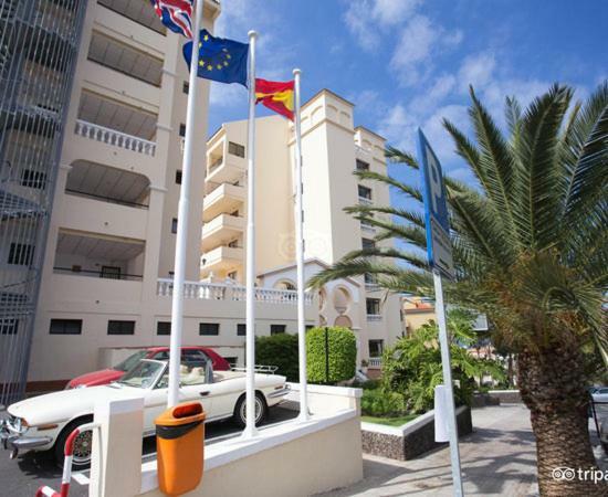 Castle Harbour Aparthotel Los Cristianos  Kültér fotó
