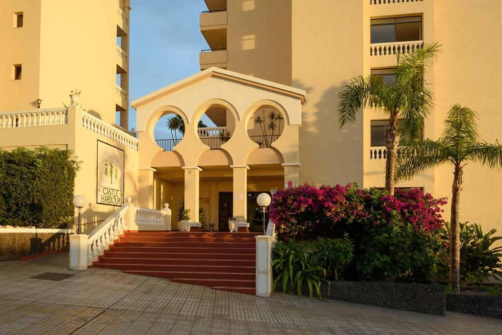 Castle Harbour Aparthotel Los Cristianos  Kültér fotó