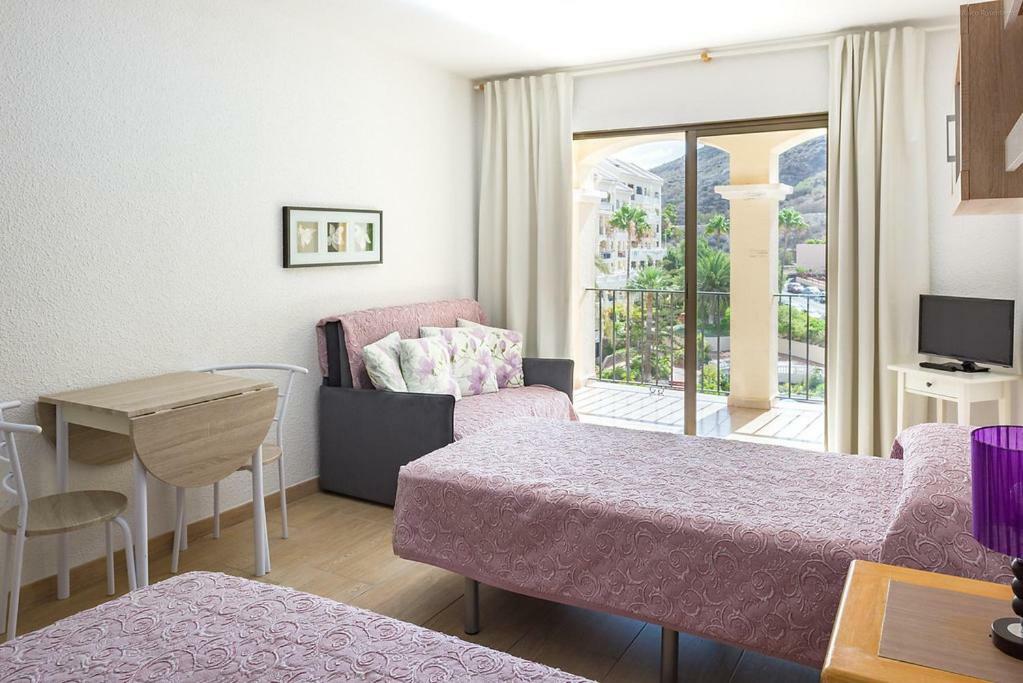 Castle Harbour Aparthotel Los Cristianos  Kültér fotó